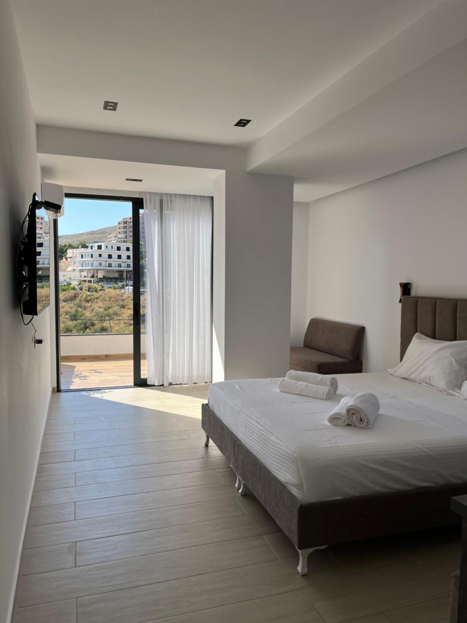 Del Mare Hotel ซารานเดอ ภายนอก รูปภาพ