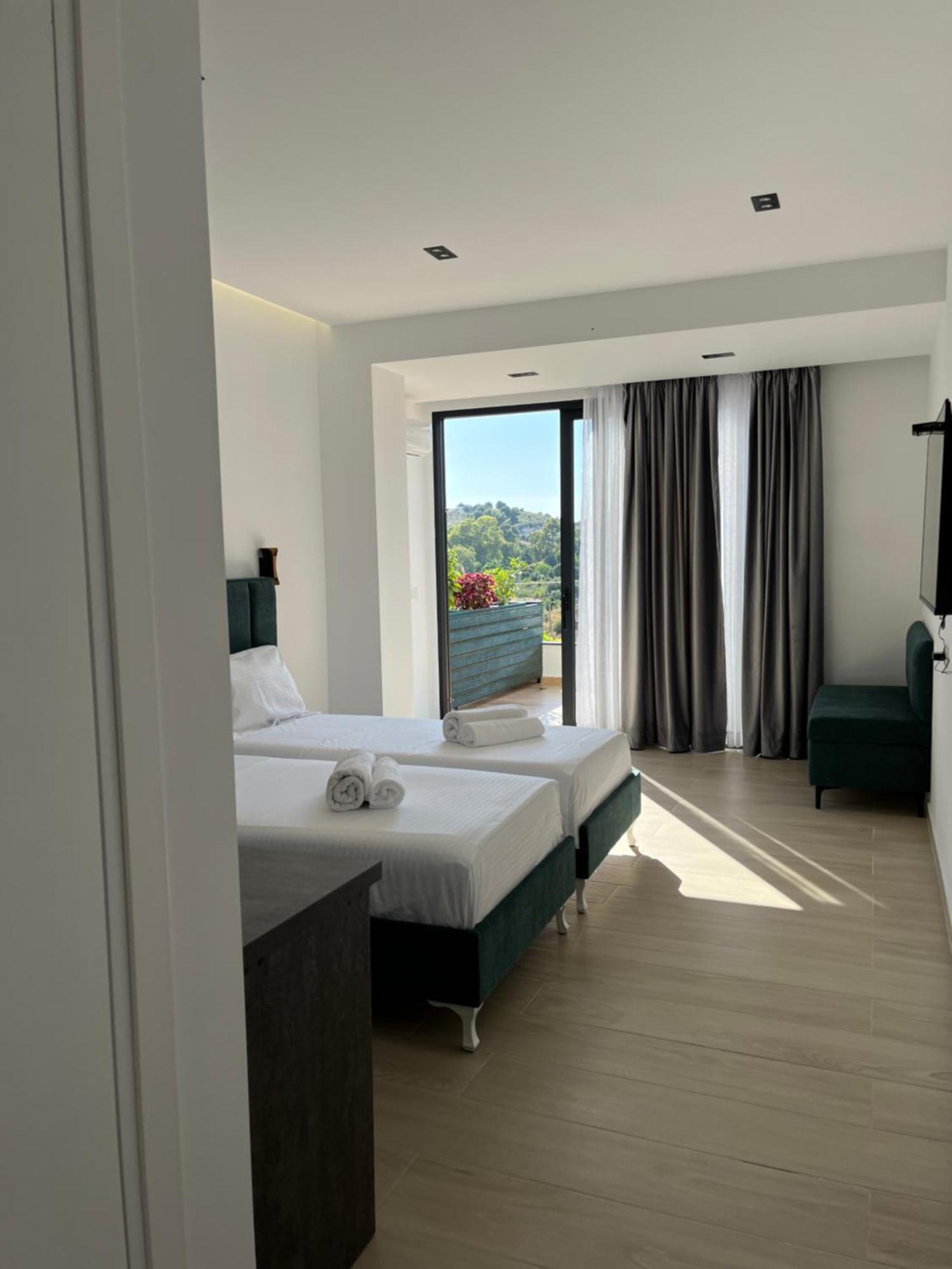 Del Mare Hotel ซารานเดอ ภายนอก รูปภาพ