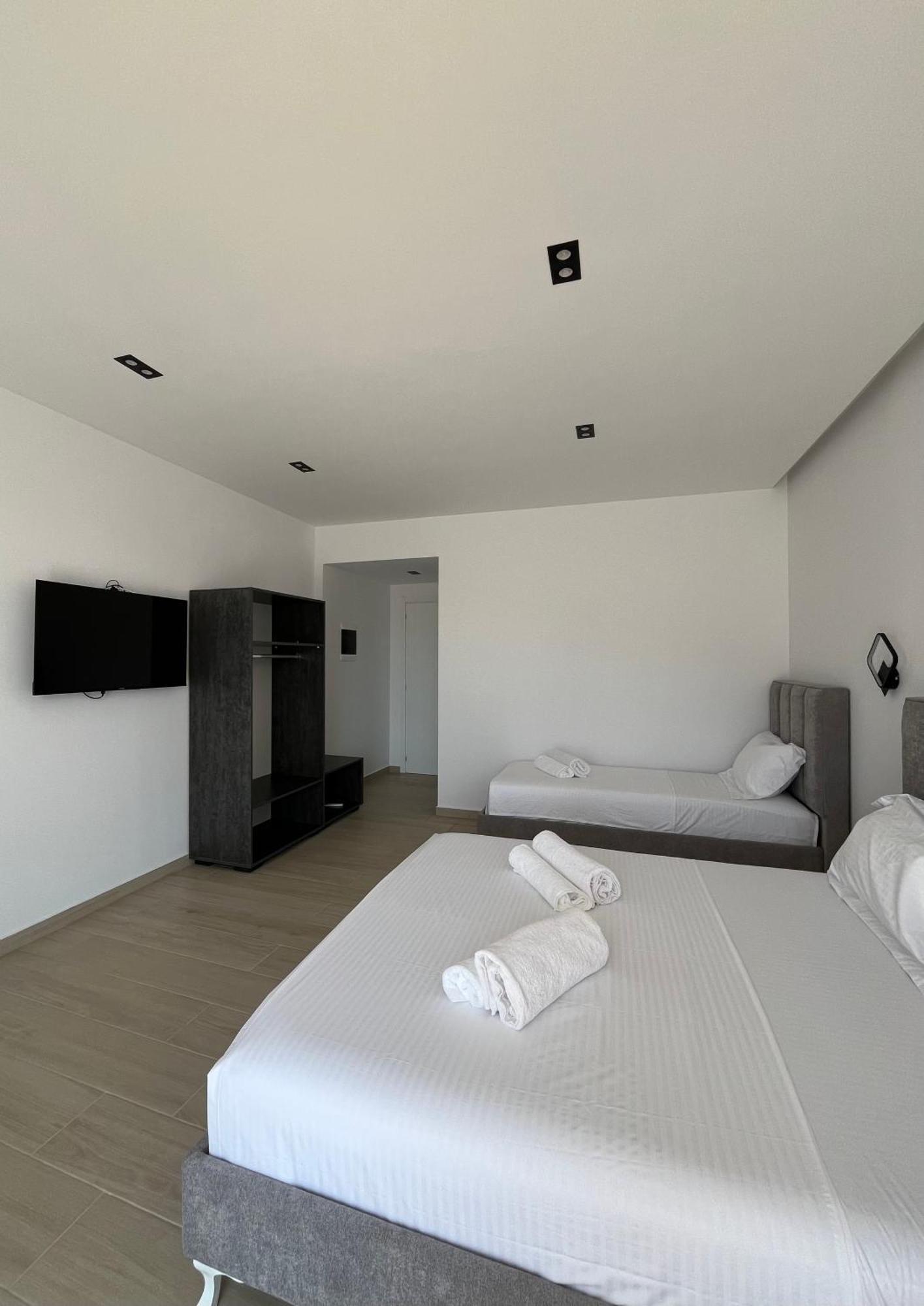 Del Mare Hotel ซารานเดอ ภายนอก รูปภาพ